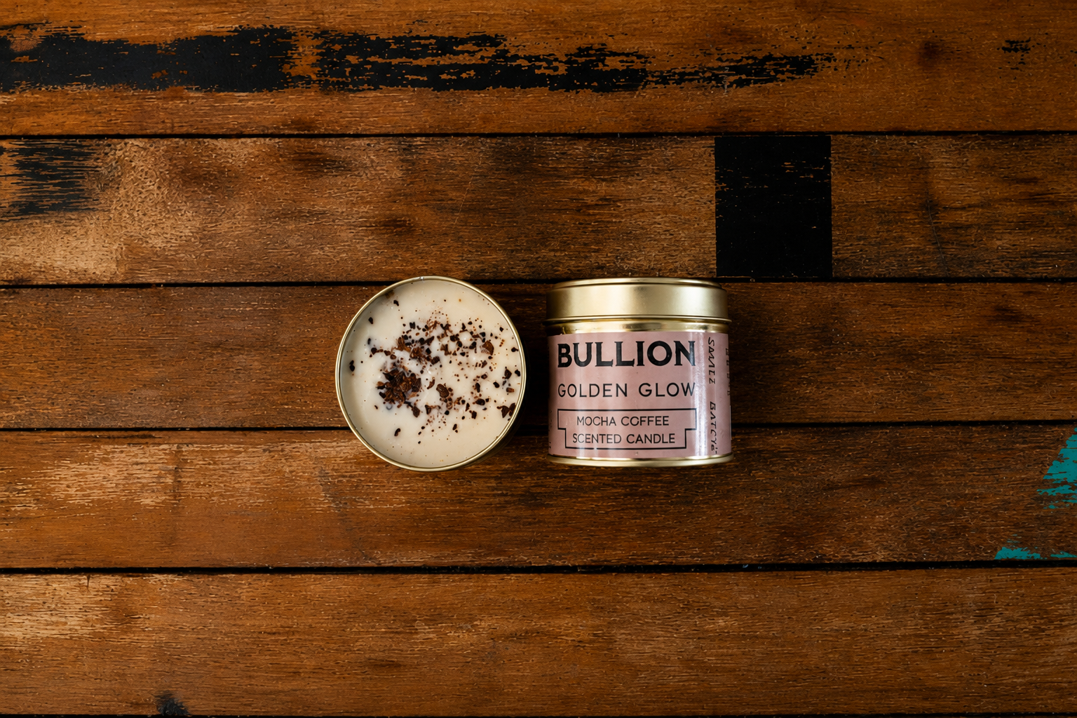 Mocha coffee scented candle.