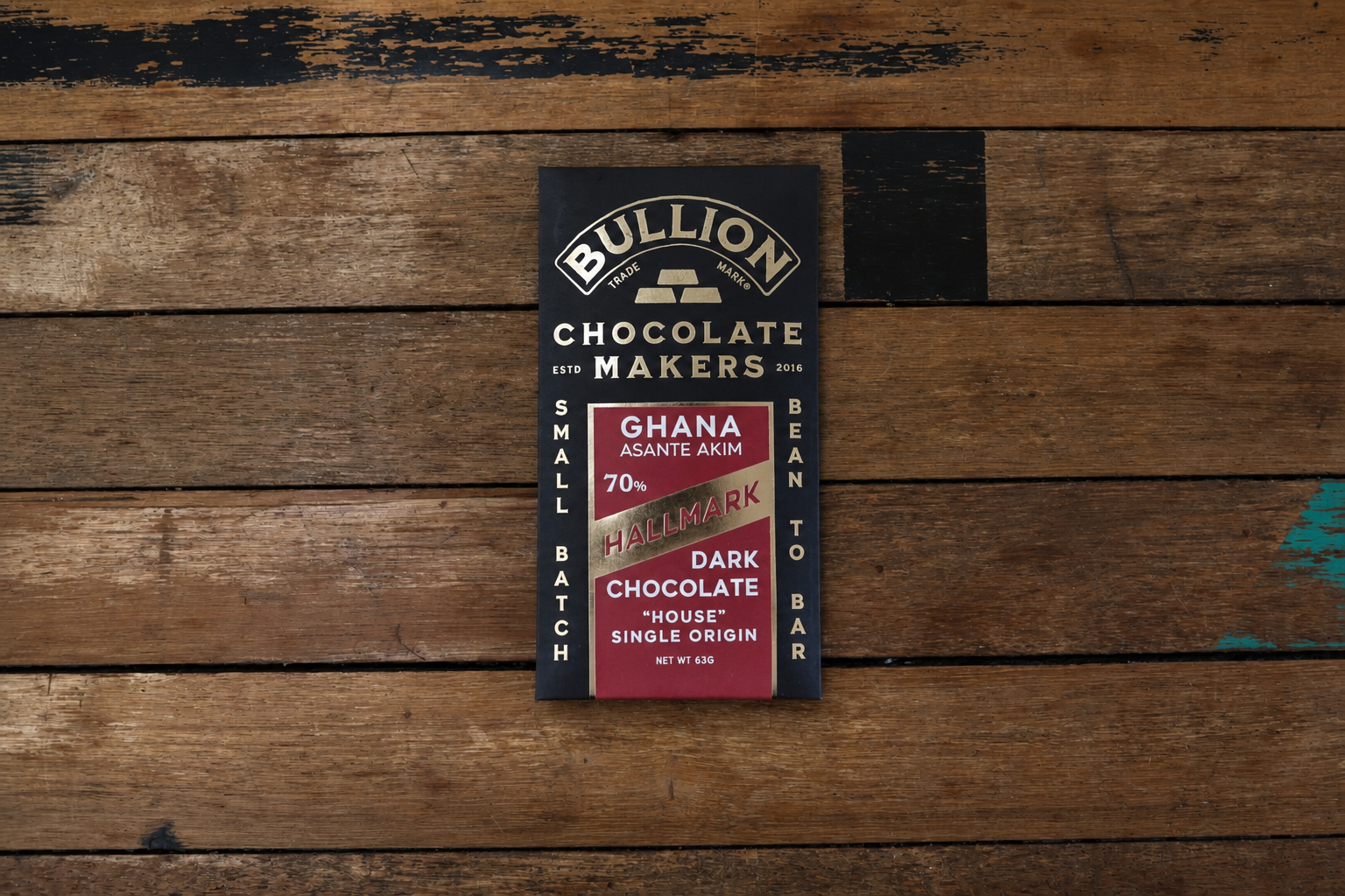 hallmark dark bar 70%
