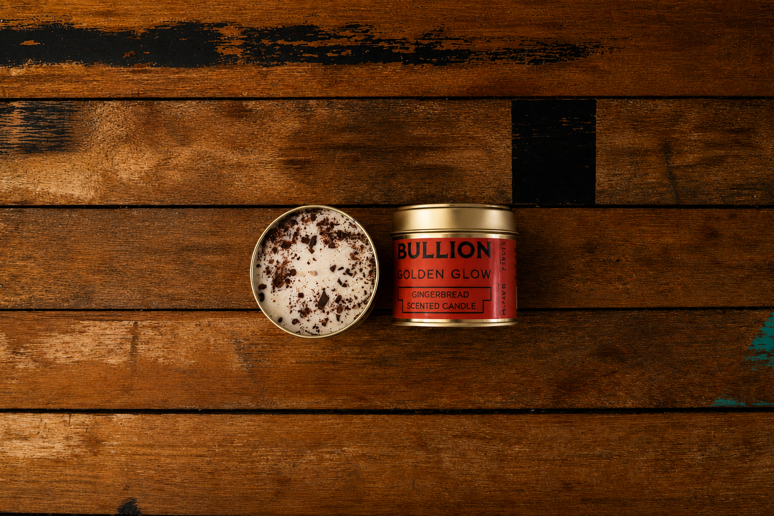 Gingerbread scented chocolate candle 
